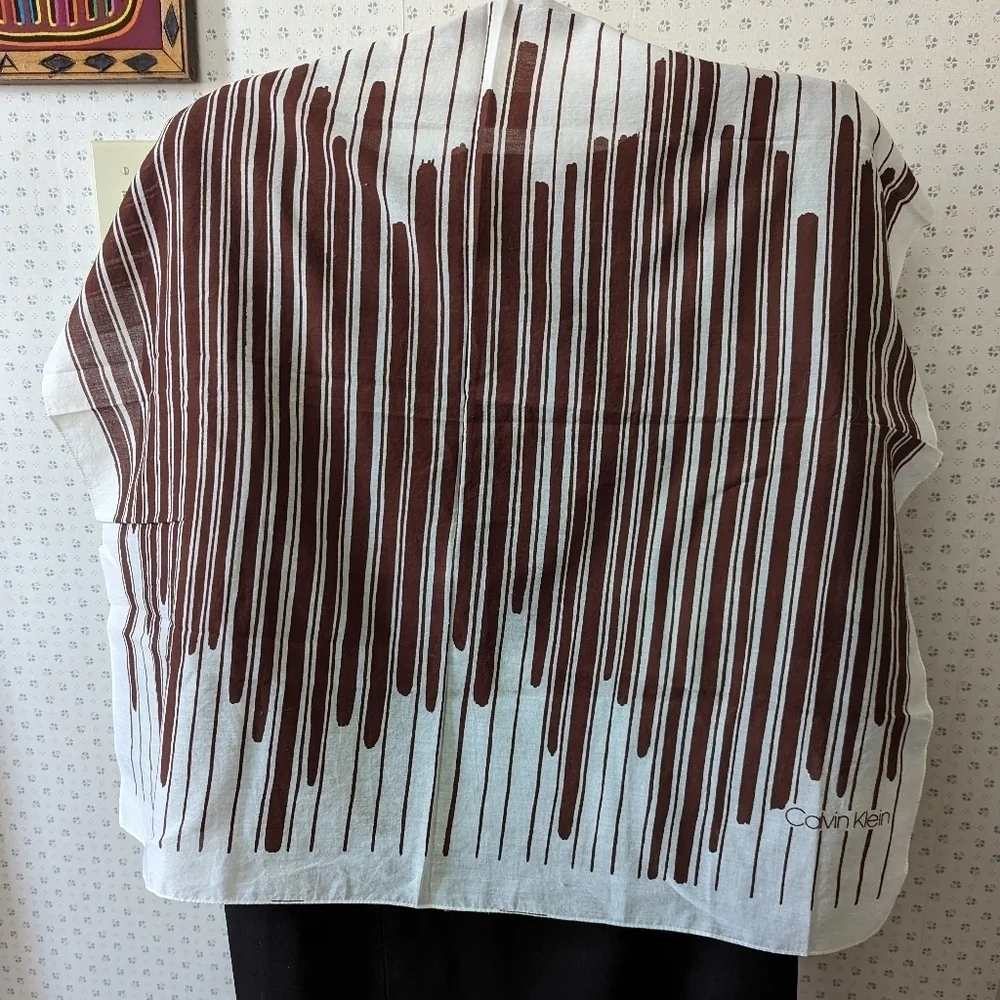 Calvin Klein vintage white brown scarf 26